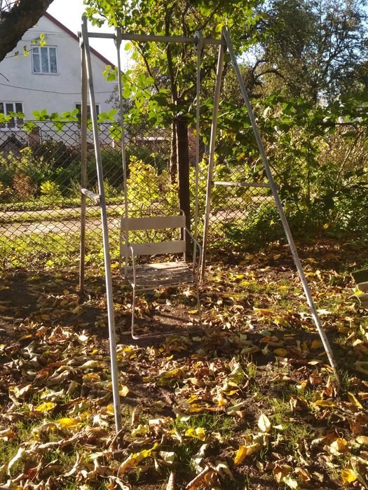 Качеля металева на підшипниках