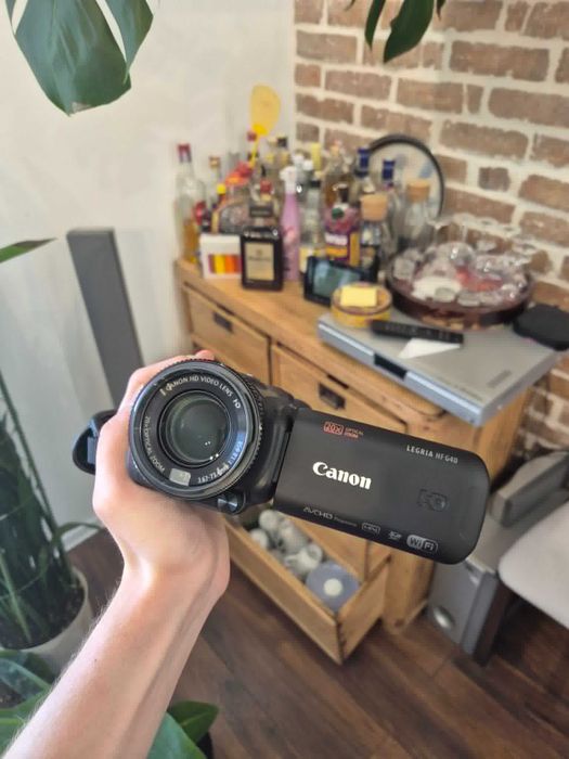 Canon Legria HF G40 | kamera | bateria + ładowarka | w pełni sprawna