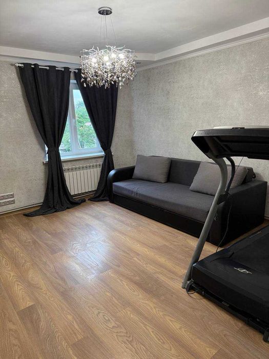 Продам квартиру 80 м2 з євроремонтом в центрі Бородянки