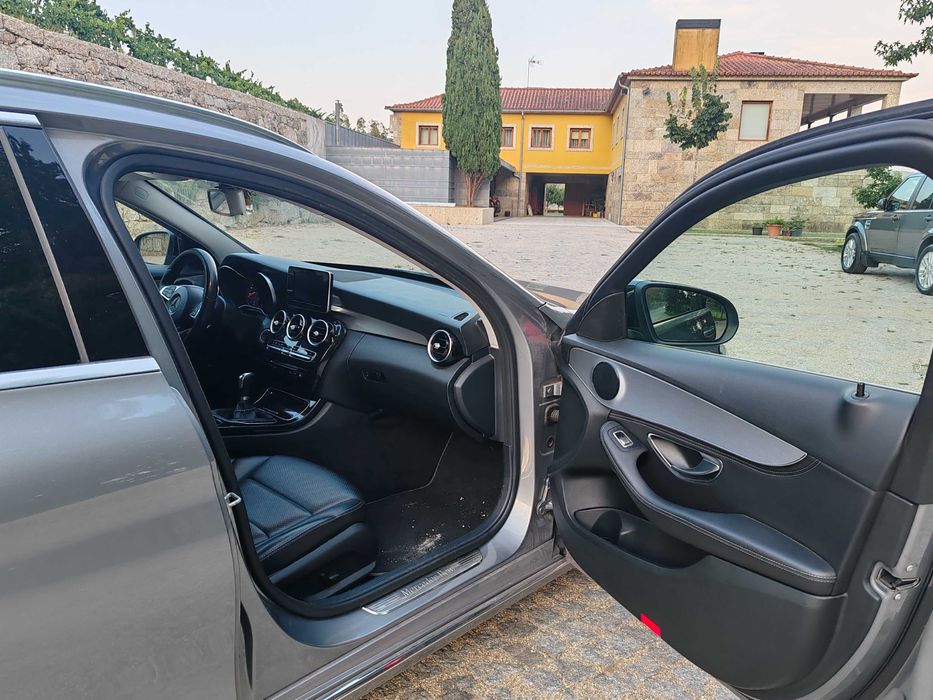 Mercedes-Benz C200
