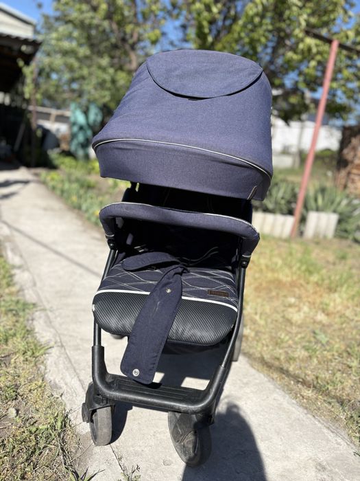 Продам коляску , прогулка