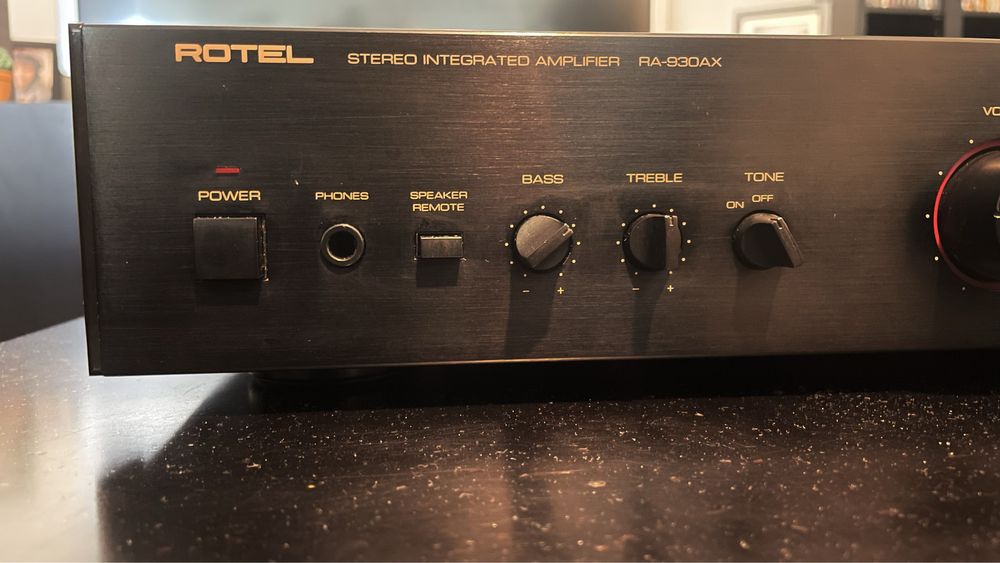 Amplificador integrado ROTEL RA-930AX