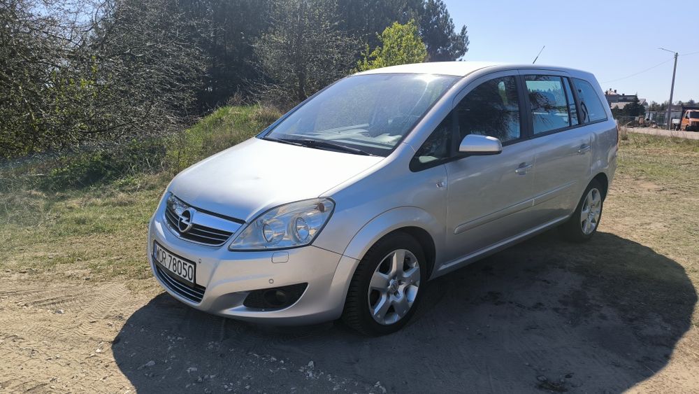 Sprzedam Opel Zafira 1.9 cdti