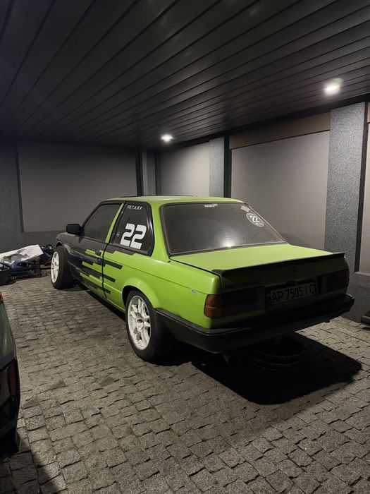 Drift BMW E30 328 строкер