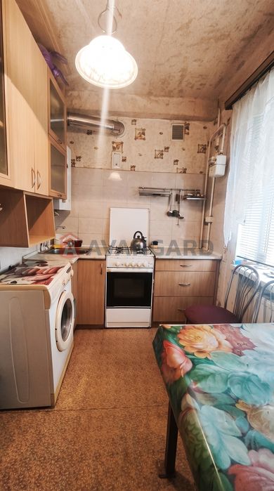 Продам 2 кімнатну з АГО