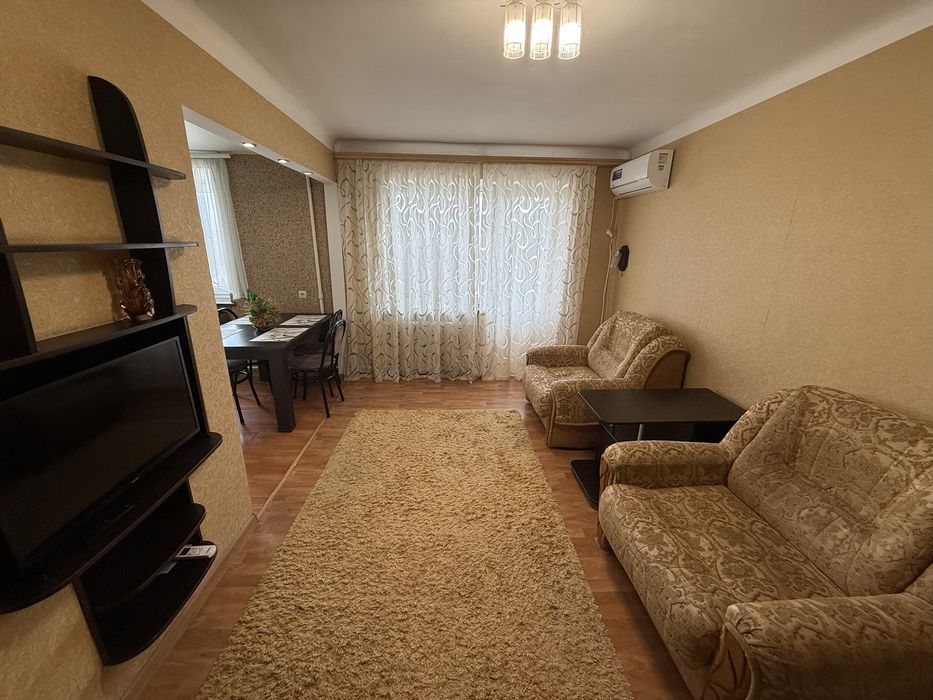 Здам в оренду Студію по Першотравневій