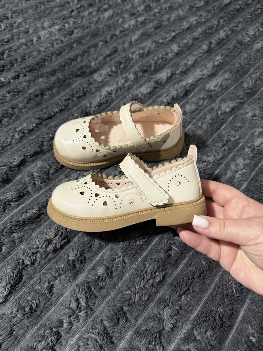 Туфлі туфельки на дівчинку