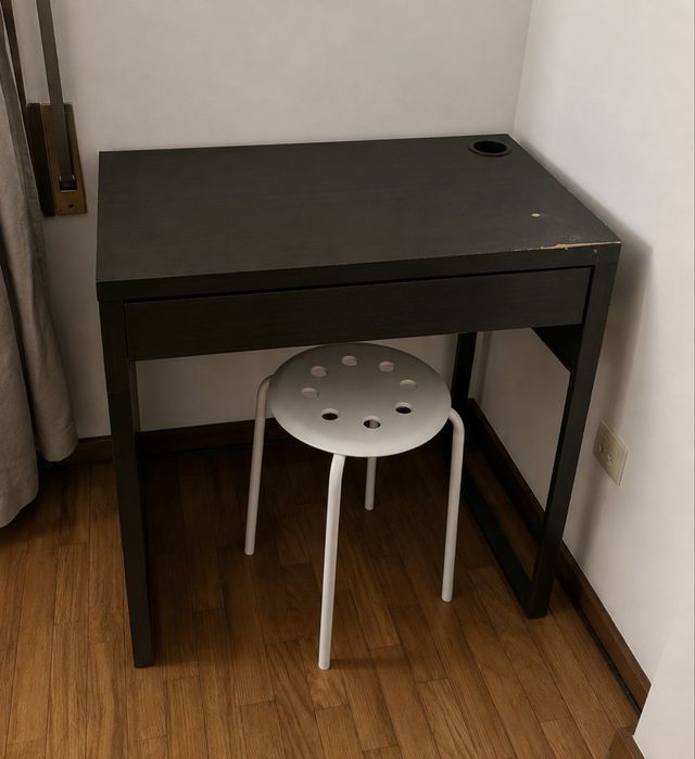 Secretaria ikea  micke mesa