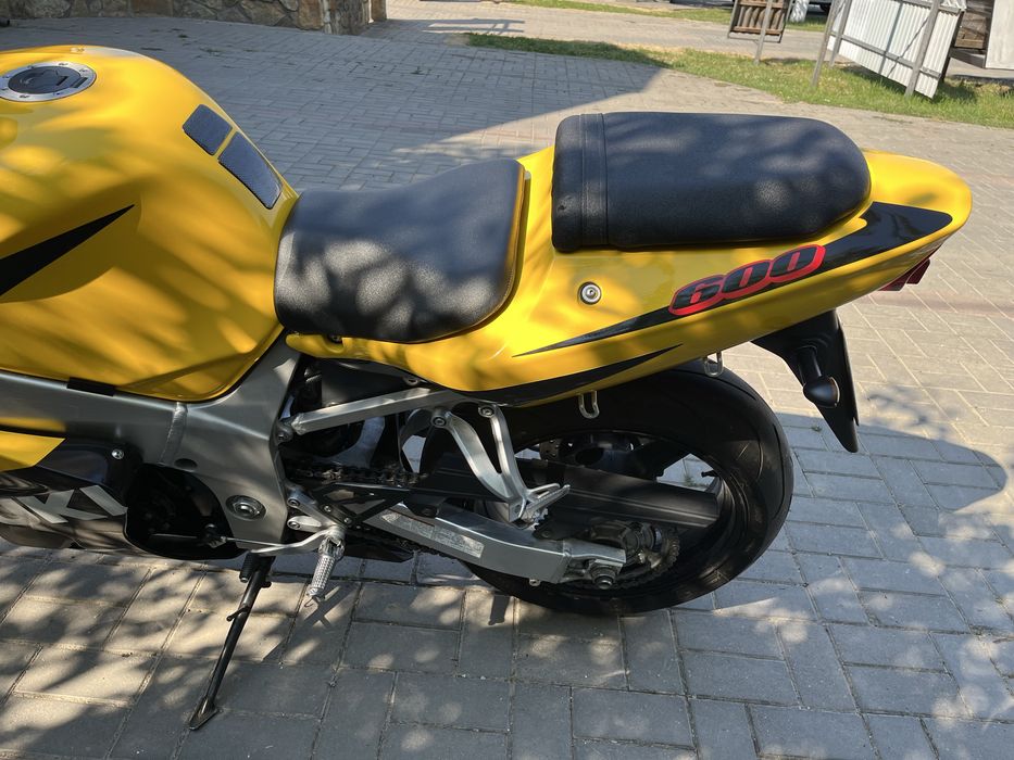 Suzuki GSX-R 600 2001