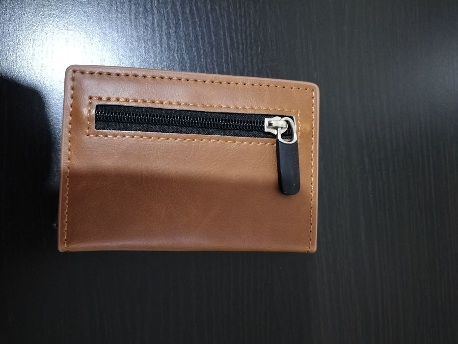 Porta cartões RFID em pele castanho camel