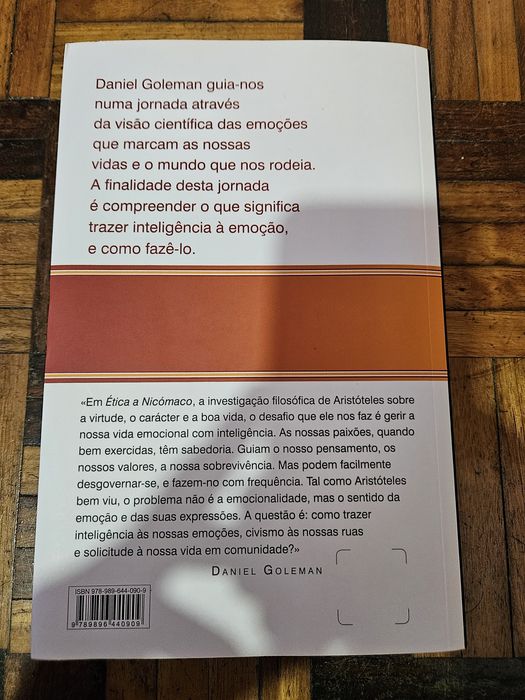 Livro " Inteligência Emocional " - Daniel Coleman