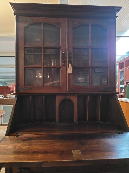 Escrivaninha em madeira maciça estilo rustico - óptimo estado