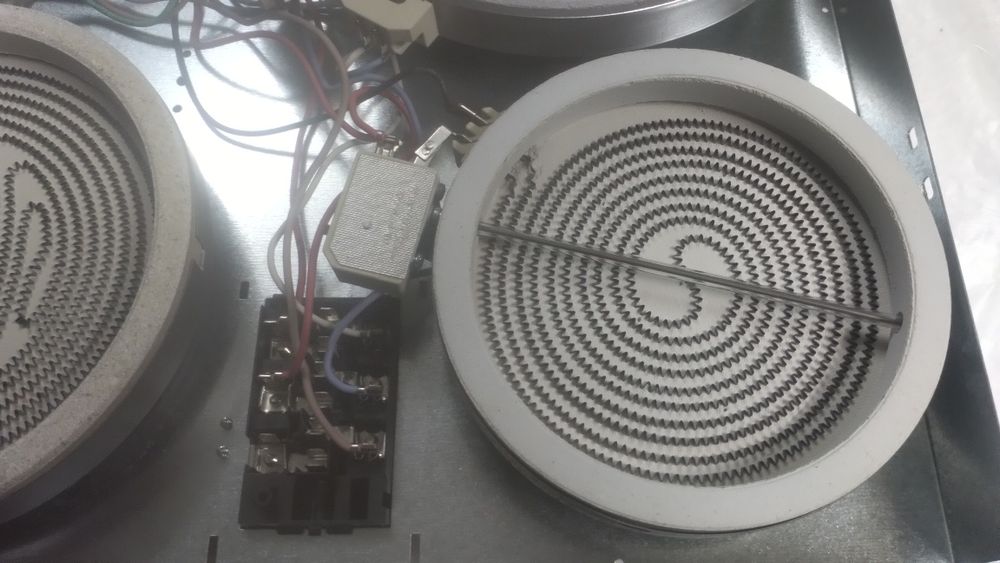 Płyta ceramiczna Amica model PC6411PT