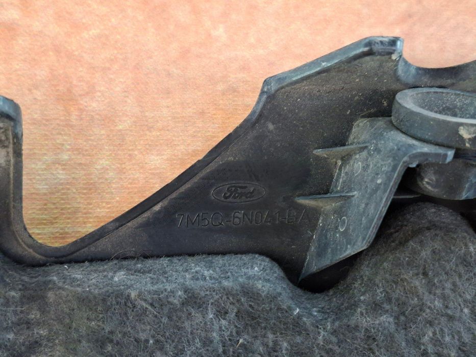 Ford S-Max 2006-2014 2.0 D Крышка накладка двигателя 7M5Q-6N041-BA