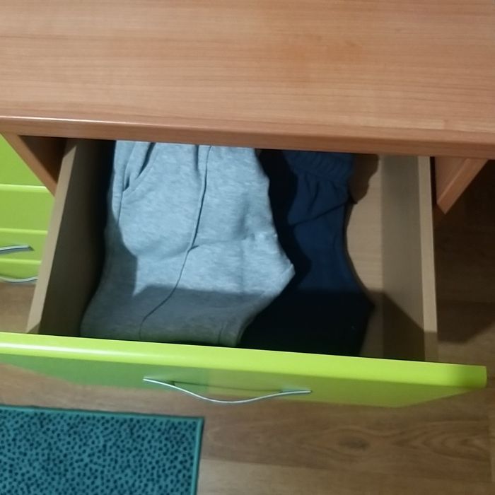 Mobilia de criança  cama e comoda