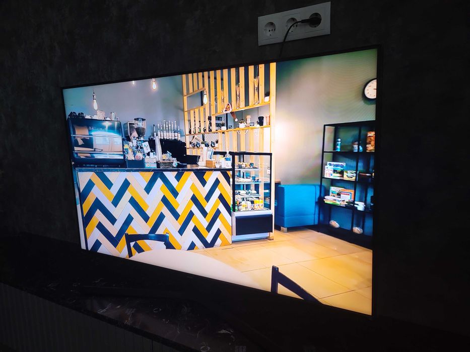 Телевізор Samsung ue50tu8500 50 дюймів Crystal 4K smart tv самсунг