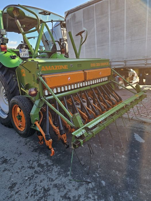 Siewnik zbożowy Amazone D-8 25 Super =>Import
