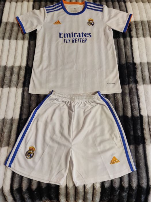 Футбольный костюм для мальчиков