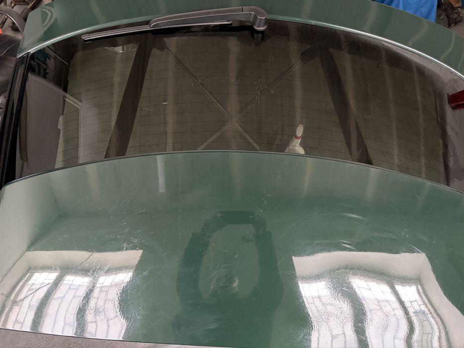 Крышка богажника ауди Q8 в сборе