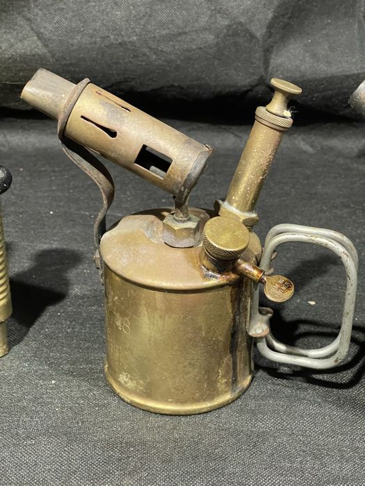 Лампы паяльные Швеция