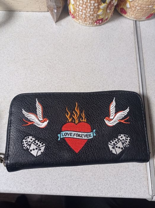 Продам женский кошелек