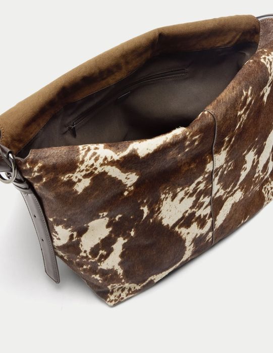 Mala de ombro de pele com pelo Vaca