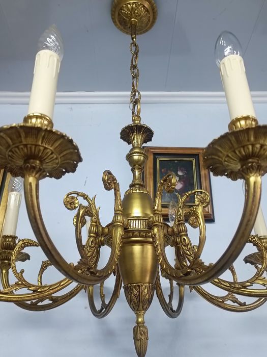 Велика вінтажна бронзова люстра