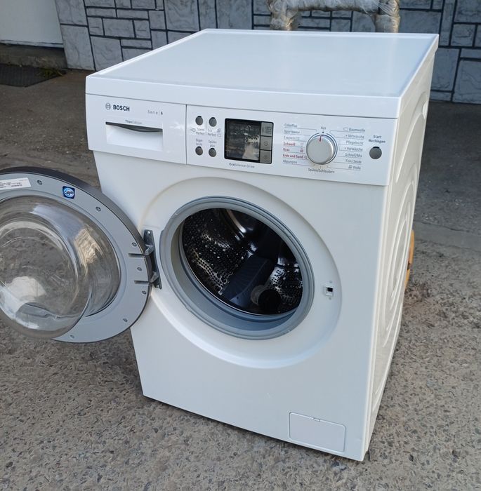 Пральна машина Бош Bosch Germany WAQ28477EX Titan Edition Series 6