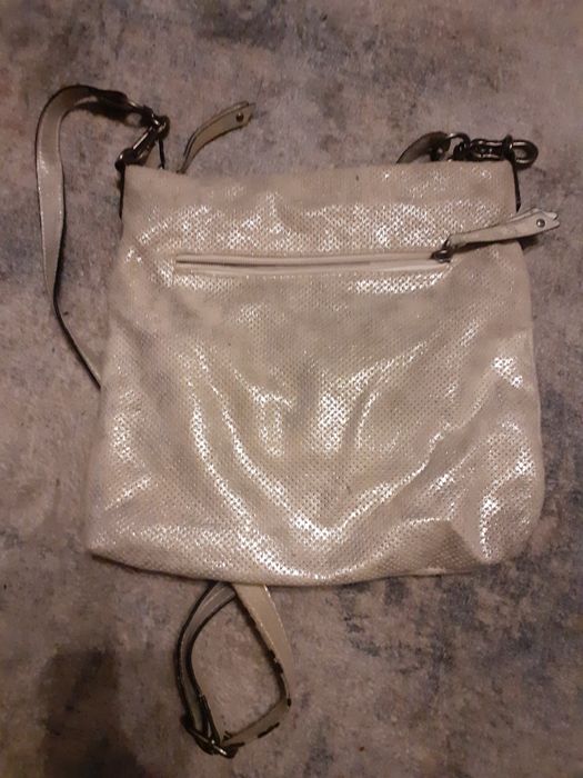 Torebka listonoszka suri frey tanio