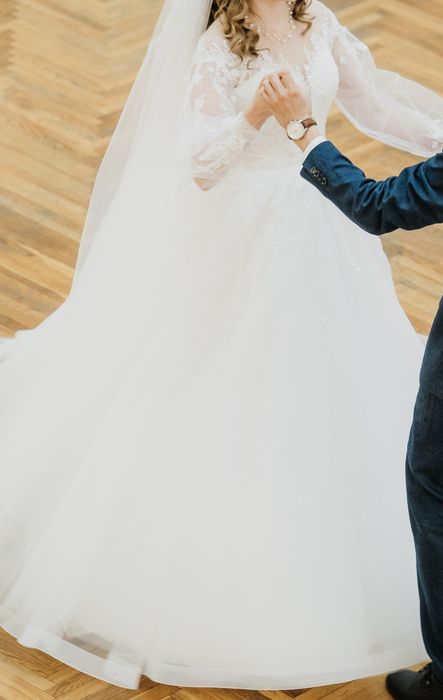 Розкішна весільна сукня преміум-класу