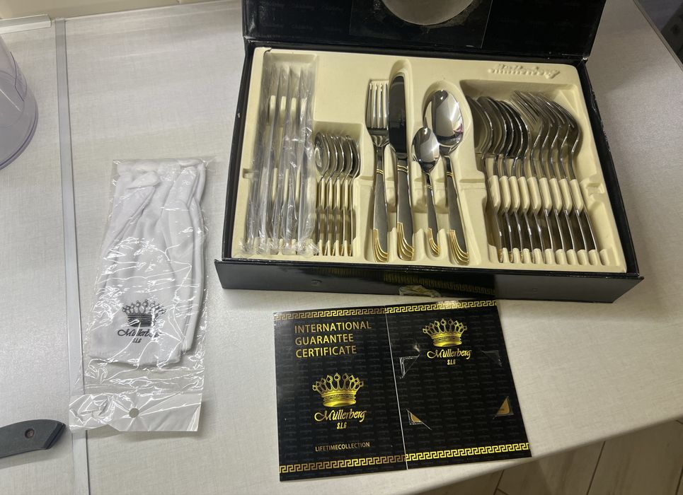 Столовый набор Фирмы Mullerberg 24 предмета (блюдо +тёрка )Zepter