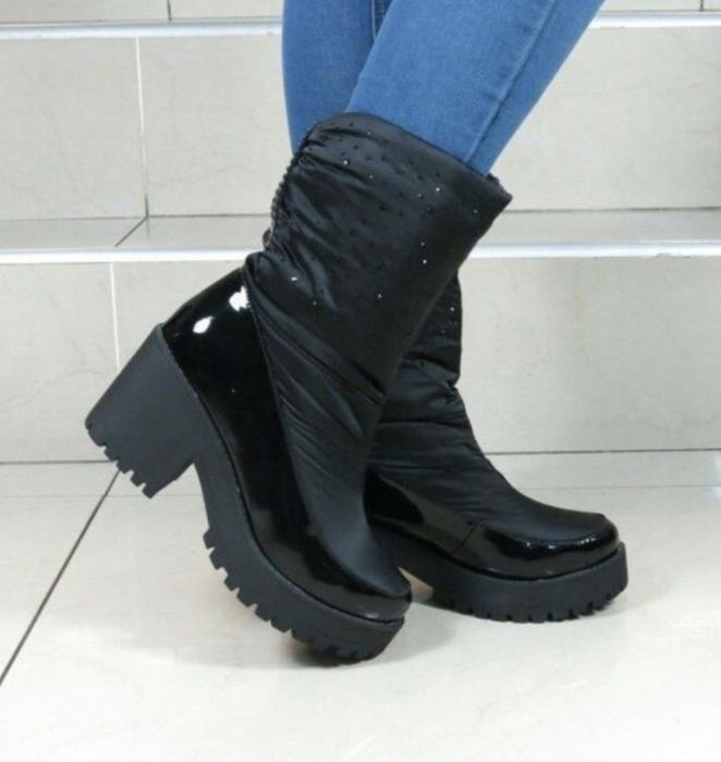 Сапоги женские новые