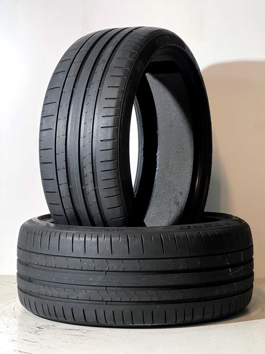 Pneus Pirelli Pzero PZ4 (Tesla) - 235/35/20 - Excelentes