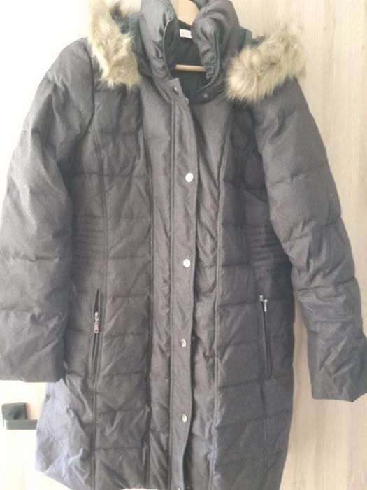 Zimowy płaszcz damski