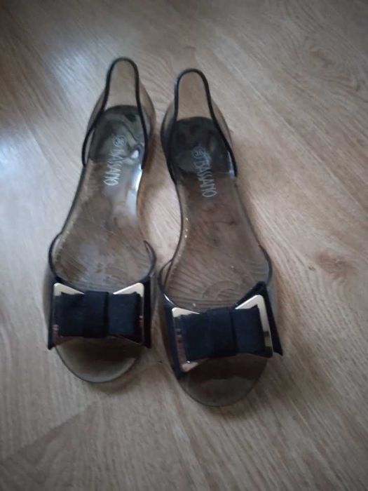 Buty damskie przezroczyste