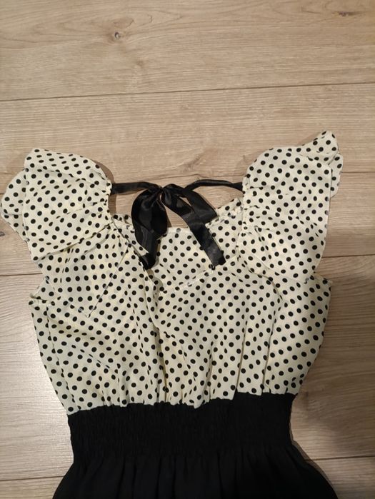 Letnia lekka sukienka