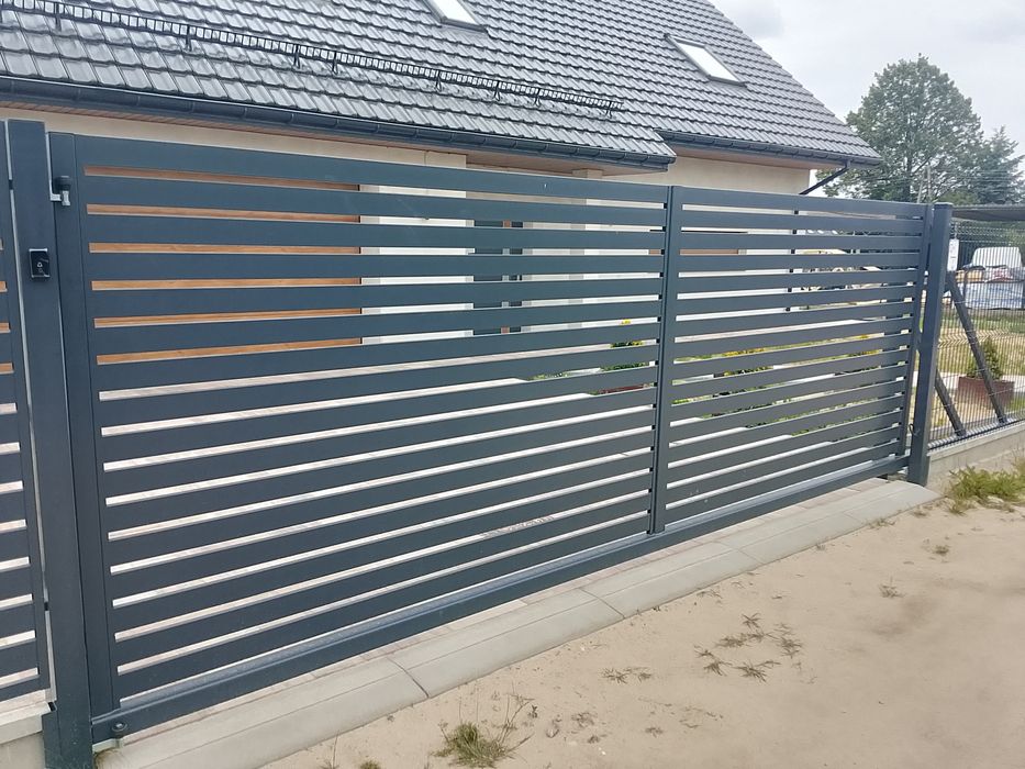 Bramy przesuwne dwuskrzydłowe przęsła palisadowe