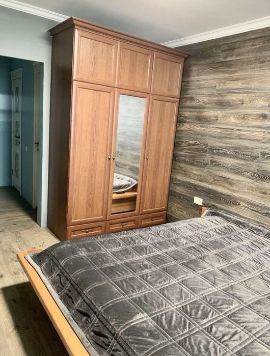 Квартира 3-кімн. з ремонтом та меблями в Луцьку