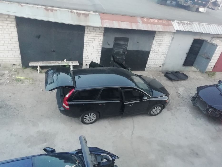 Разборка Volvo S40 V50  2.0 dizel.