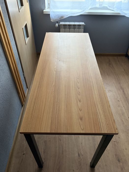 Drewniano czarne biurko