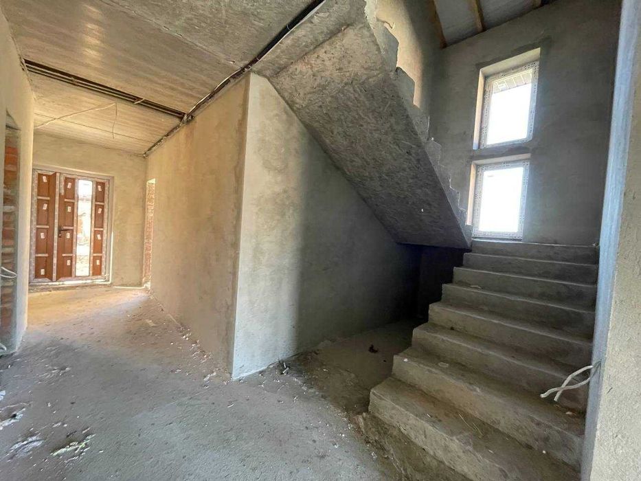 Сучасний та якісний будиночок с.Петриків.