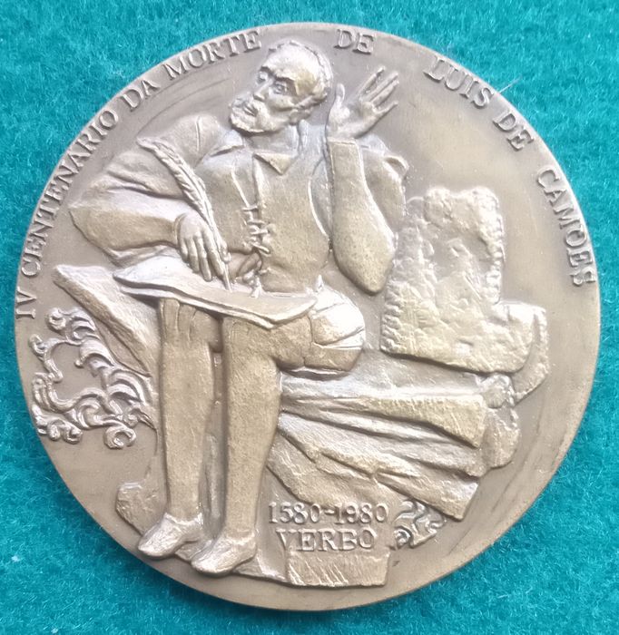 Medalha Luís Vaz de Camões