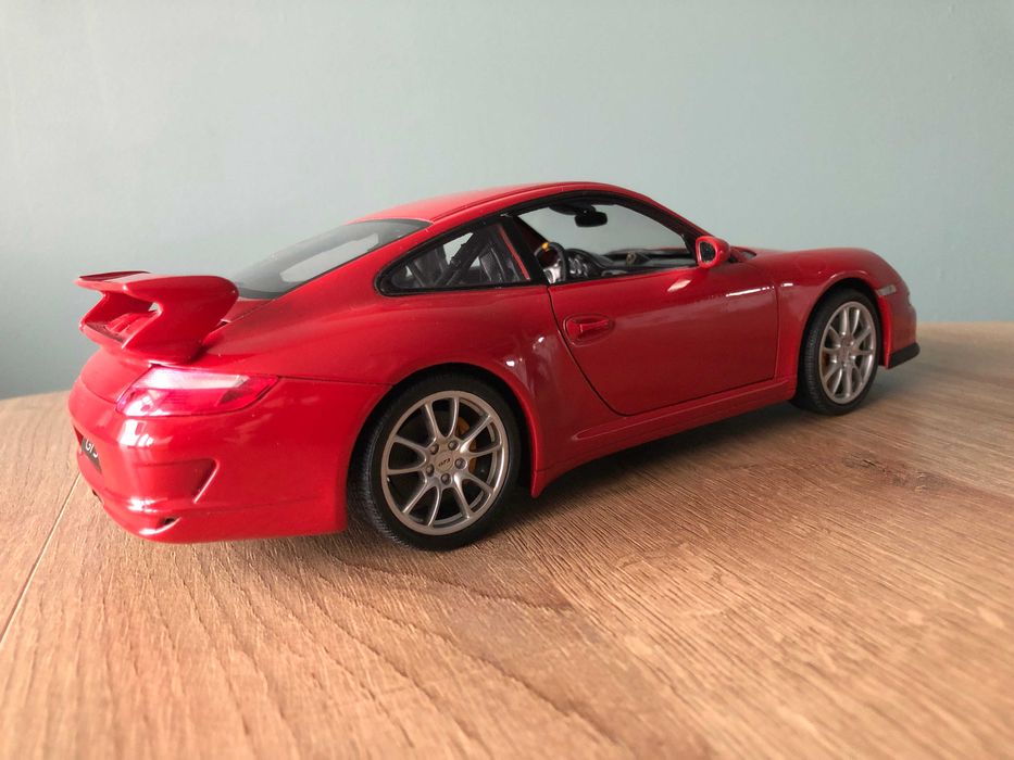1:18 Porsche 911 GT3 997 1/18 model Welly, w pudełku