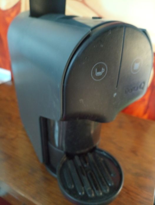 Maquina de café Delta Q -avariada - Para Peças*