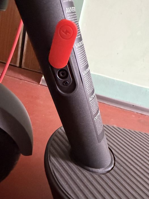 Продам xiaomi electric scooter 5 новый
