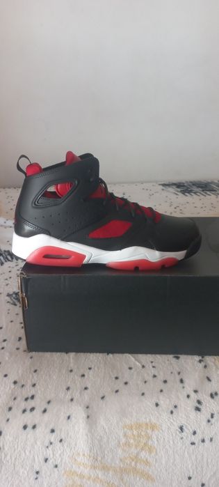 Ténis Jordan 23.