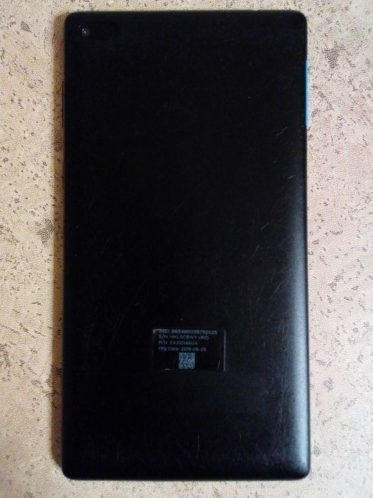 Планшет Lenovo Tab 7 Essential 2/16GB 3G (ZA310144UA) Не рабочий