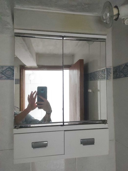 Armário de WC de parede