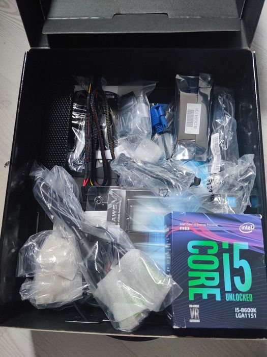 Komputer i5 8600k GTX 1080Ti 16GB DDR4 480GB SSD
