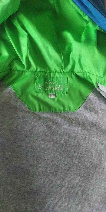 Дитяча куртка весняна